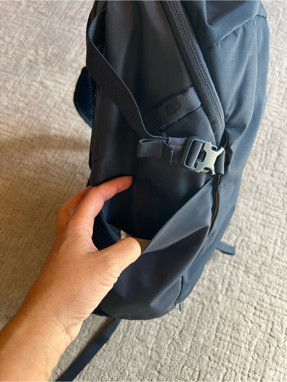 REI Co-Op Navy Ruckpack 18L Backpack - Picture 13 of 16